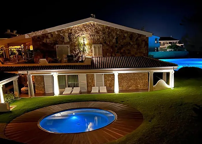 Like At N 11 Poolside Paradise Patio Nyaraló Palau